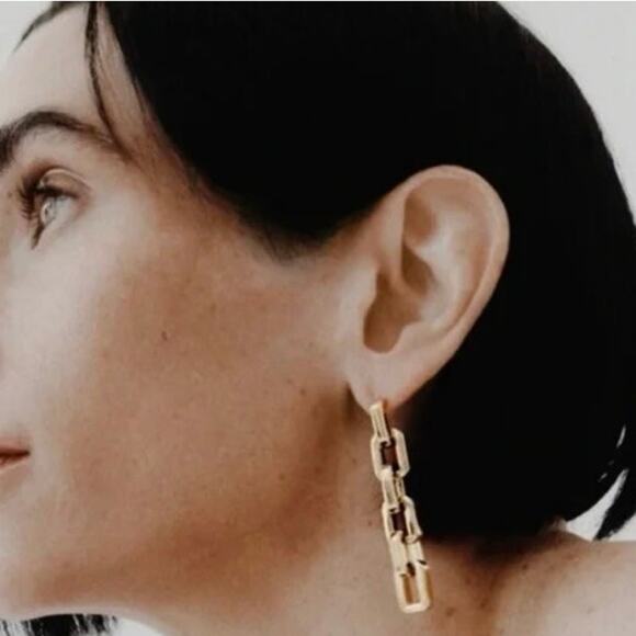 Eddie Borgo Supra Link Drop Earrings Gold 12K Finish Modern Luxe Statement NEW - Picture 4 of 10